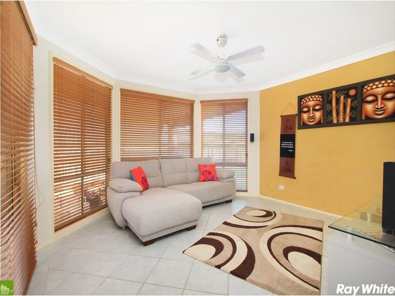 31 Hazelton Drive, Albion Park NSW 2527