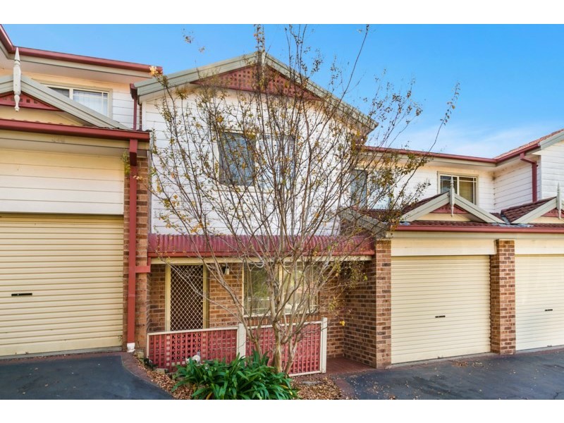 4/82-88 Daintree Drive, Albion Park NSW 2527