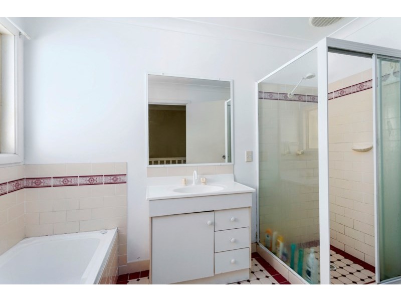 4/82-88 Daintree Drive, Albion Park NSW 2527