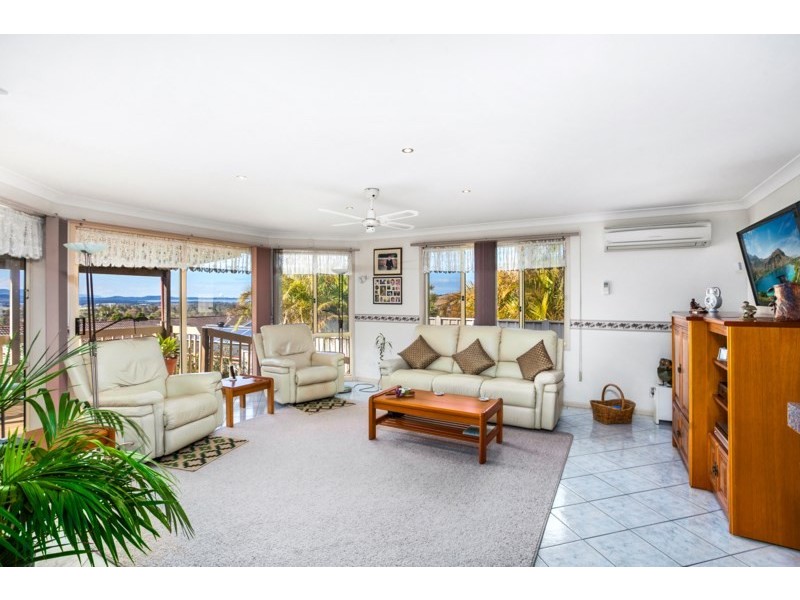 23 Huon Crescent, Albion Park NSW 2527