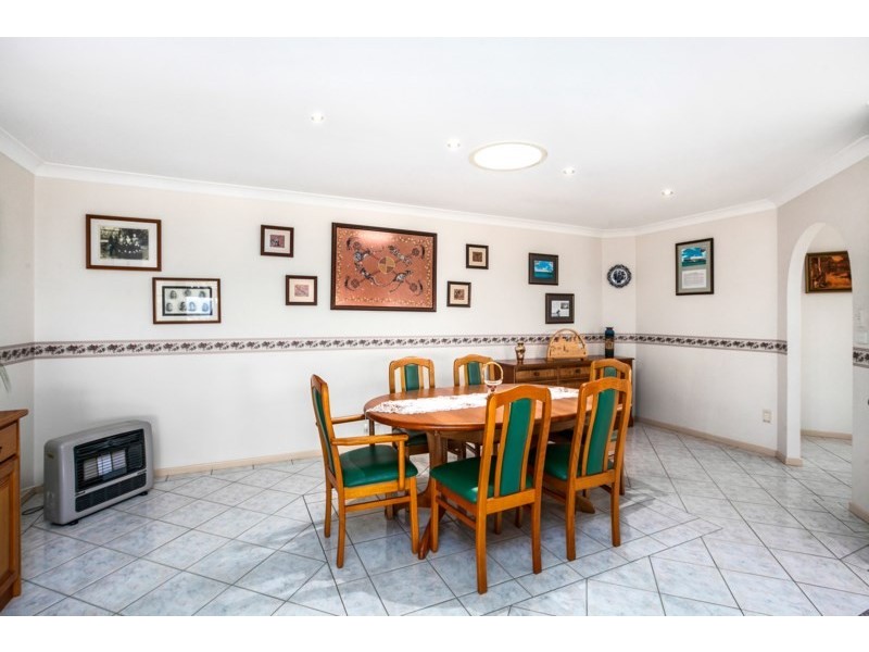 23 Huon Crescent, Albion Park NSW 2527