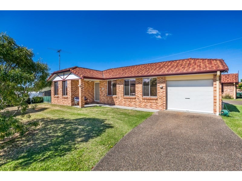 8/6 Macleay Place, Albion Park NSW 2527