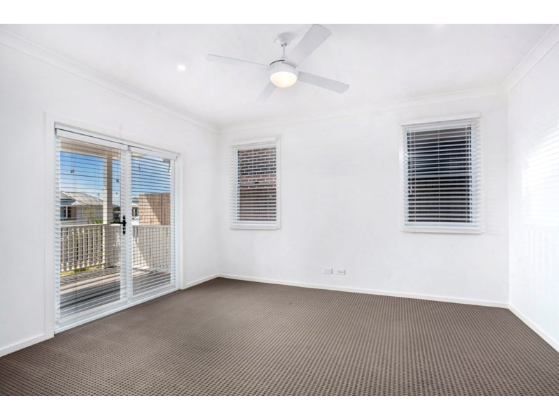 11 Mollymook Street, Albion Park NSW 2527