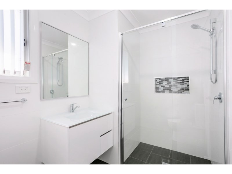 2B King Street, Lake Illawarra NSW 2528