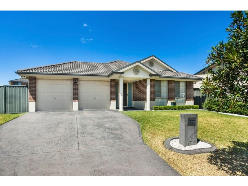27 Johnston Avenue, Haywards Bay NSW 2530