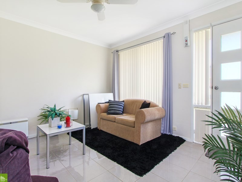 11 Gloucester Circuit, Albion Park NSW 2527