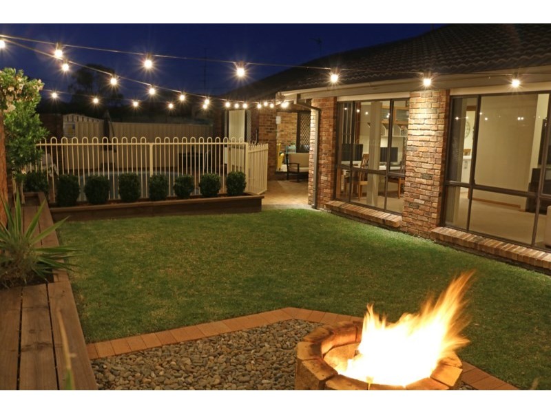 25 Jeffcoat Street, Albion Park NSW 2527