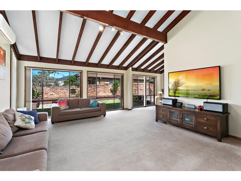 25 Jeffcoat Street, Albion Park NSW 2527