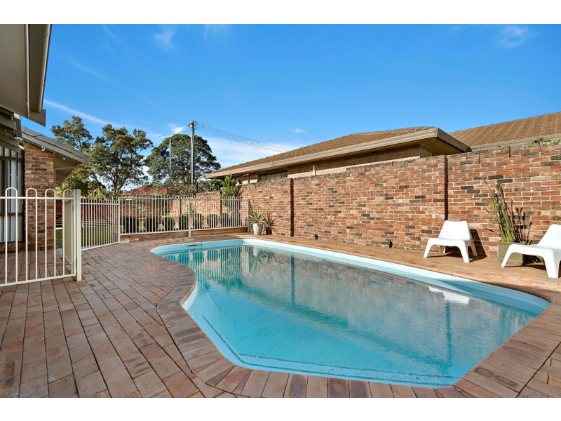 25 Jeffcoat Street, Albion Park NSW 2527