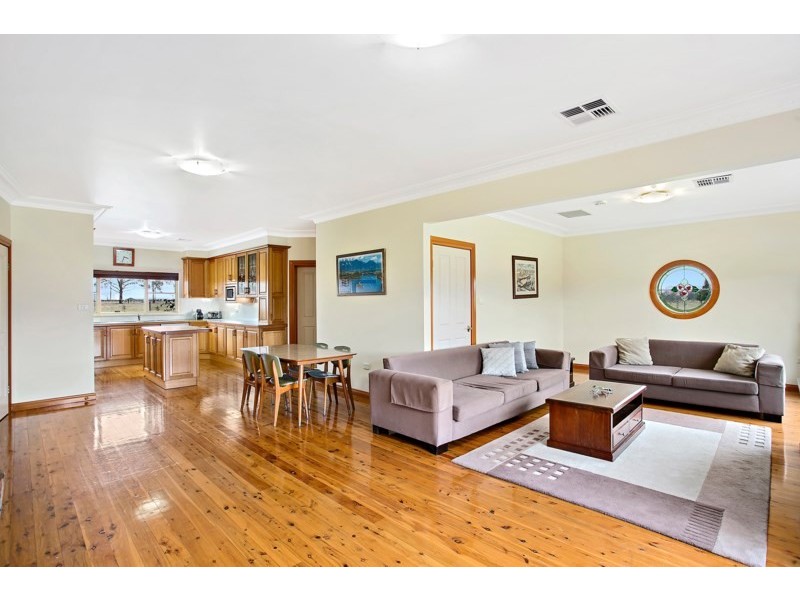 117 Calderwood Road, Albion Park NSW 2527