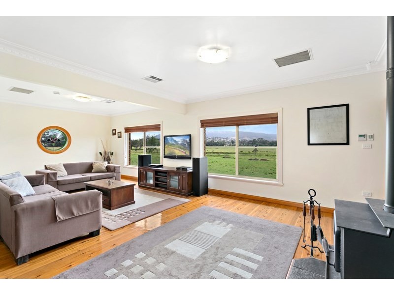 117 Calderwood Road, Albion Park NSW 2527