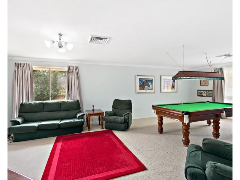 2 Kingston Town Drive, Kembla Grange NSW 2526