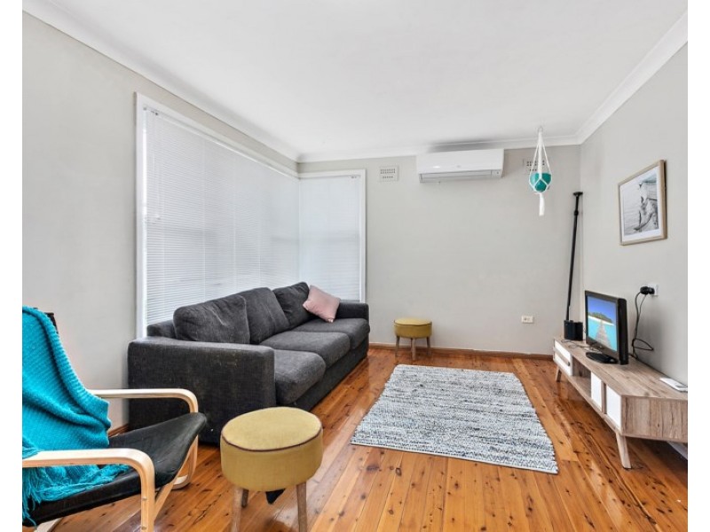 8 Mallee Street, Albion Park Rail NSW 2527