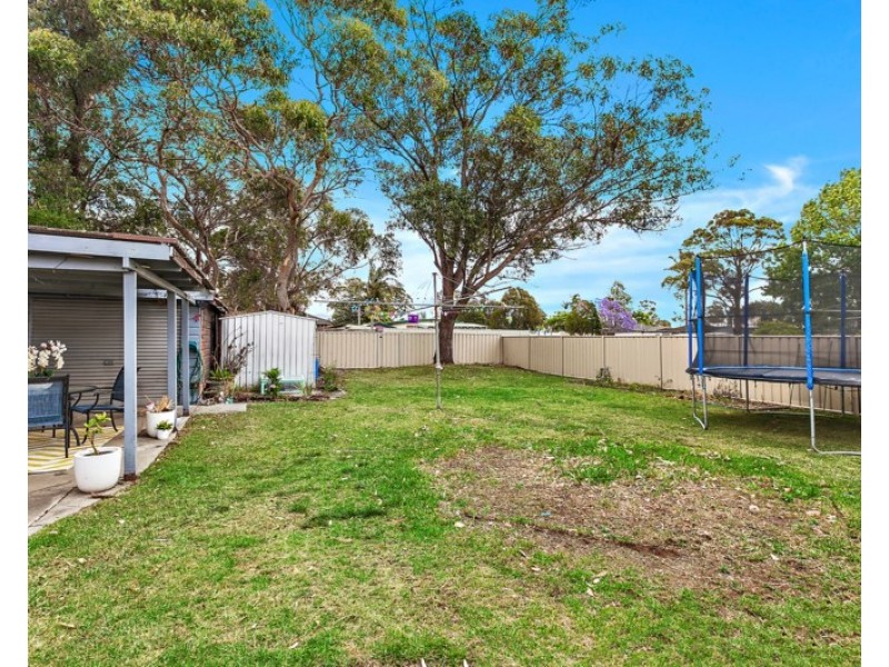 8 Mallee Street, Albion Park Rail NSW 2527