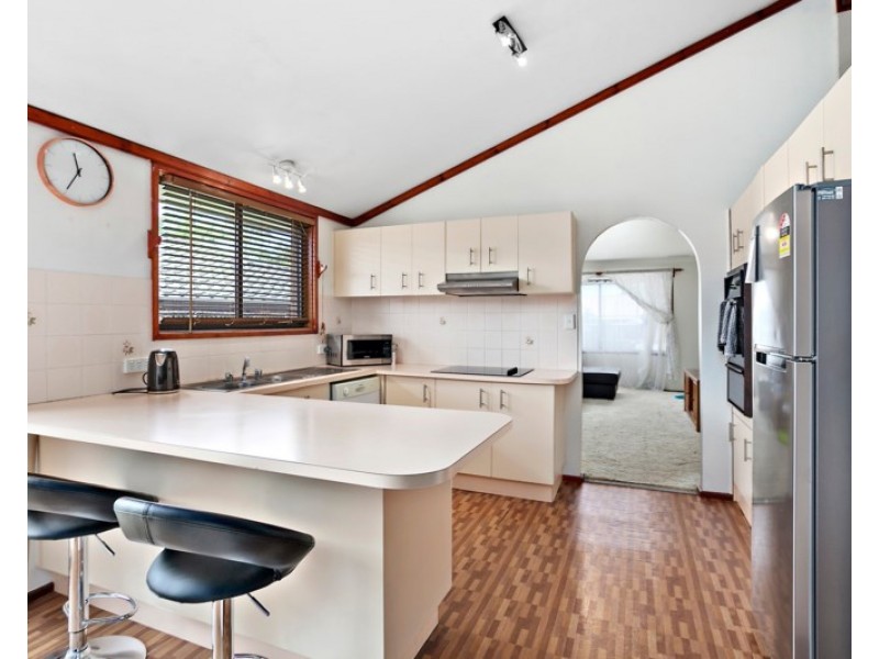 46 Huxley Drive, Horsley NSW 2530