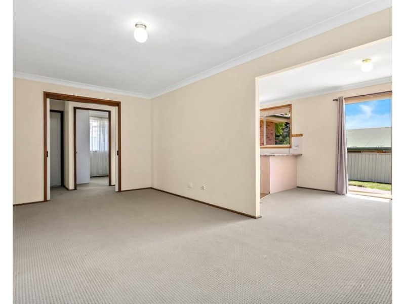 13 Gloucester Circuit, Albion Park NSW 2527