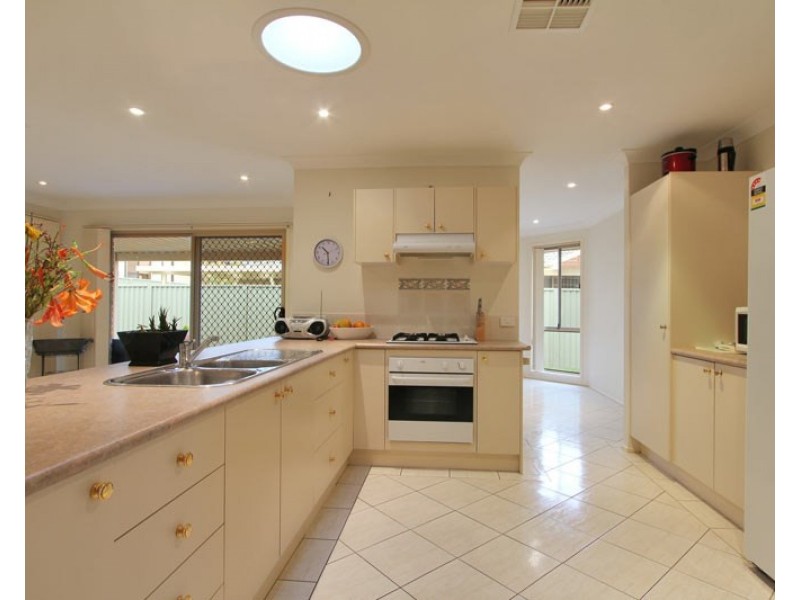 9 Ellenbrook Way, Albion Park NSW 2527 Ray White Albion Park Leased