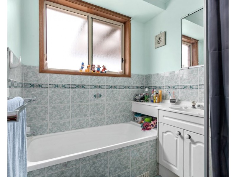 49 Gloucester Circuit, Albion Park NSW 2527