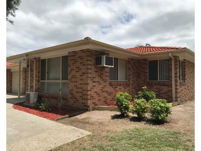 2/2 Daintree Drive, Albion Park NSW 2527