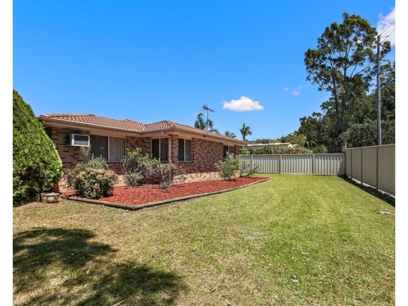 2/2 Daintree Drive, Albion Park NSW 2527