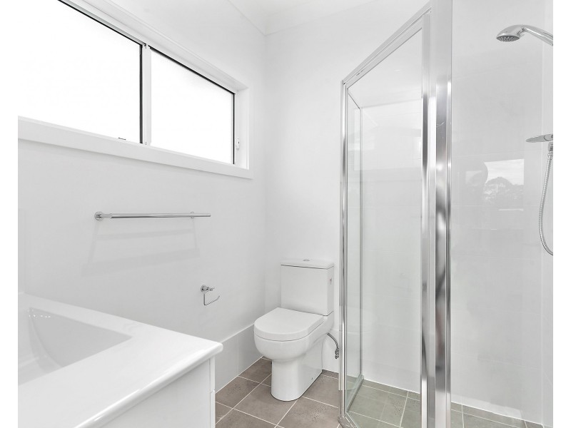 7A Kanahooka Street, Albion Park Rail NSW 2527