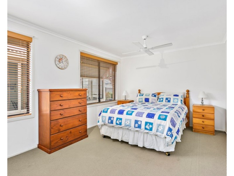 46 Cawdell Drive, Albion Park NSW 2527