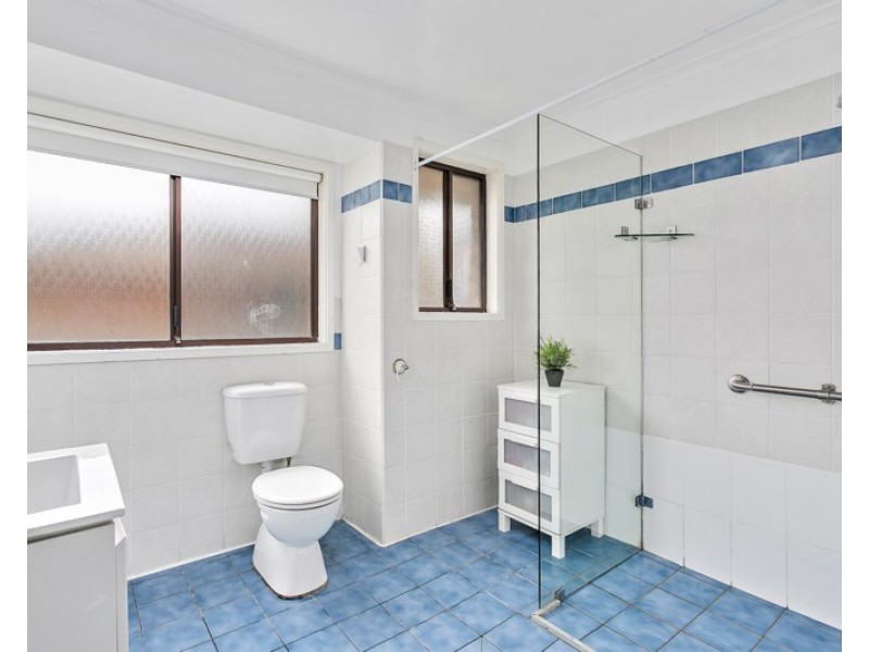 46 Cawdell Drive, Albion Park NSW 2527