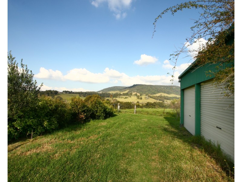 41 Tullimbar Lane, Albion Park NSW 2527