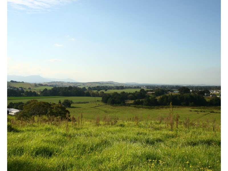41 Tullimbar Lane, Albion Park NSW 2527