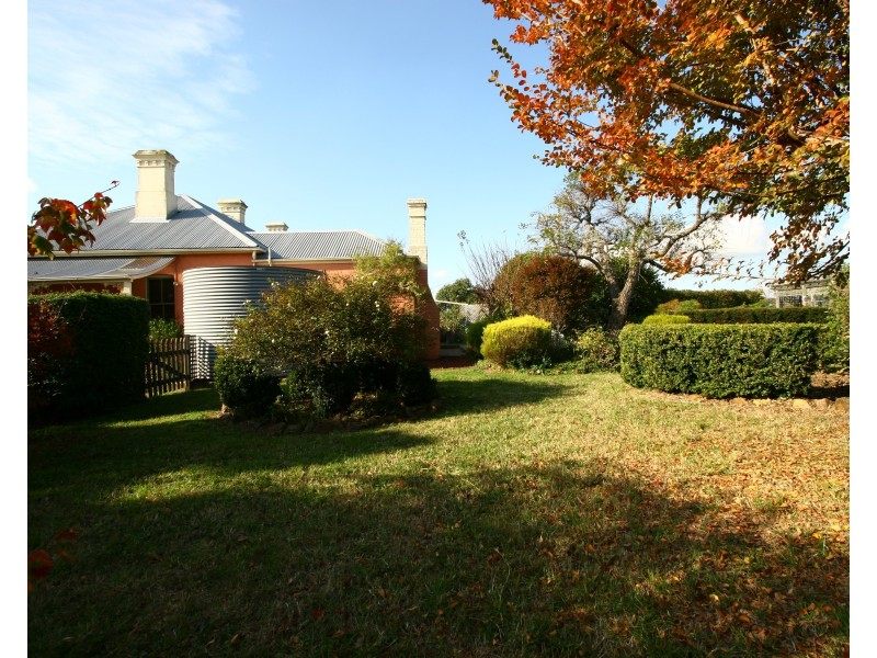 41 Tullimbar Lane, Albion Park NSW 2527