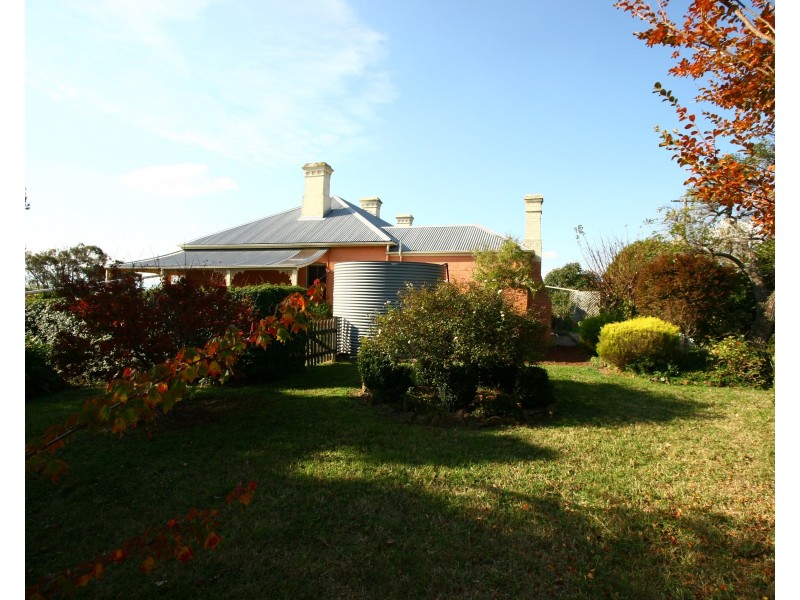 41 Tullimbar Lane, Albion Park NSW 2527