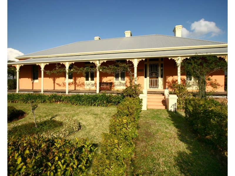 41 Tullimbar Lane, Albion Park NSW 2527