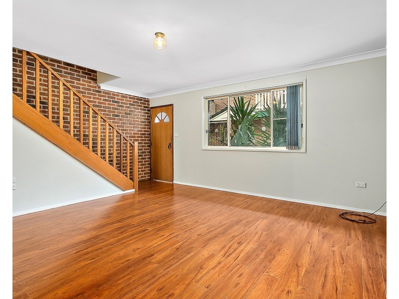 8/18-20 Bateman Avenue, Albion Park Rail NSW 2527