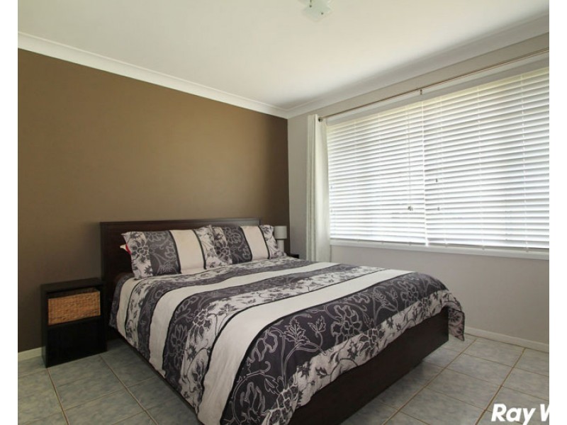 3 Paperbark Street, Albion Park Rail NSW 2527