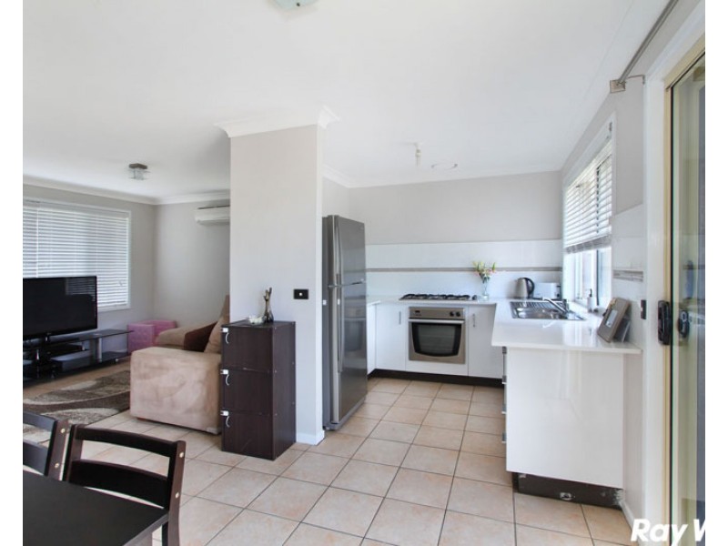 3 Paperbark Street, Albion Park Rail NSW 2527