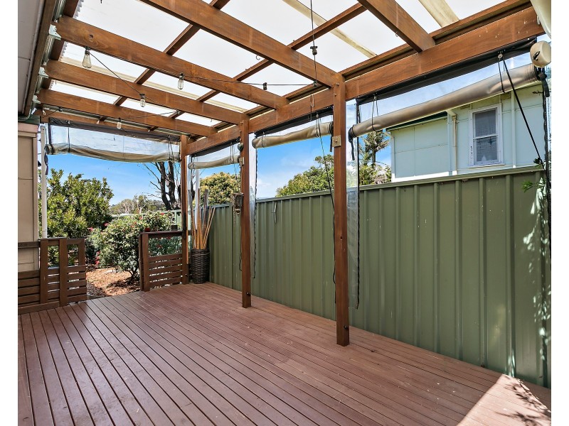 9 Hardwick Crescent, Mount Warrigal NSW 2528