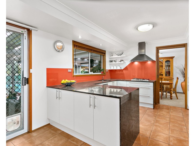 30 Daintree Drive, Albion Park NSW 2527