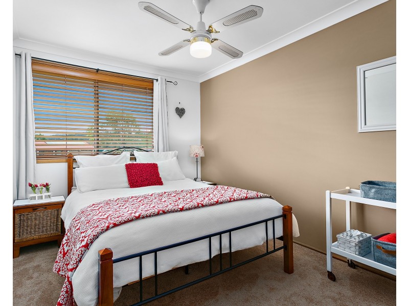 30 Daintree Drive, Albion Park NSW 2527