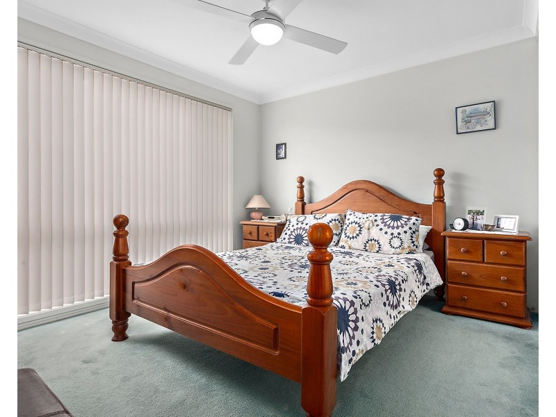 7 Downes Drive, Albion Park NSW 2527
