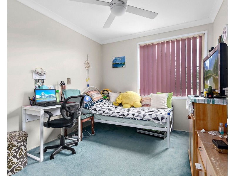 7 Downes Drive, Albion Park NSW 2527