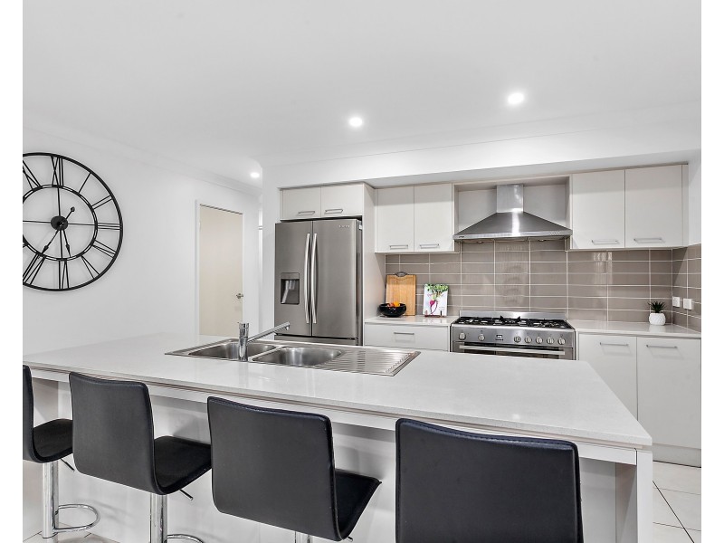 57 Elizabeth Circuit, Flinders NSW 2529
