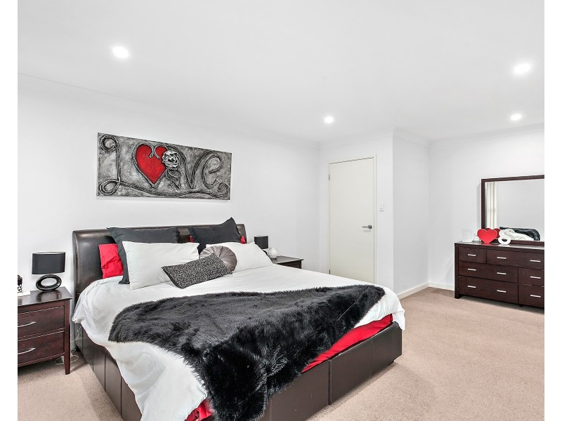 57 Elizabeth Circuit, Flinders NSW 2529