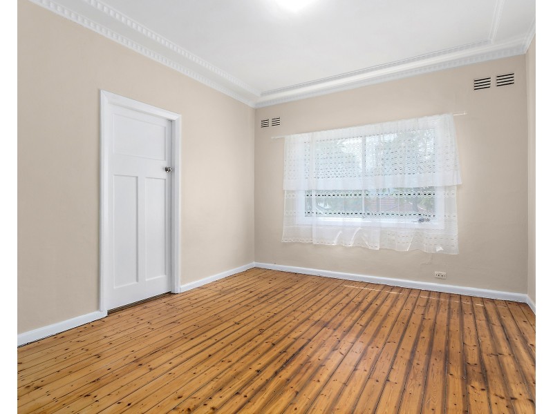 11 Birmingham Street, Cringila NSW 2502