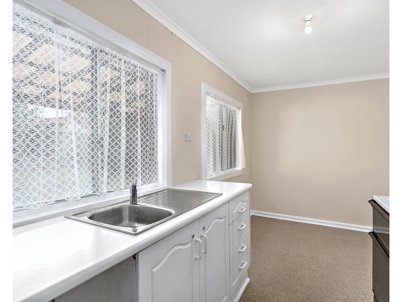 11 Birmingham Street, Cringila NSW 2502