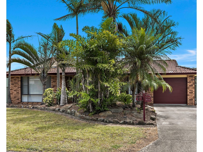 6 Tripoli Way, Albion Park NSW 2527