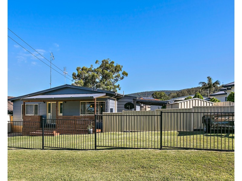 55 Simpson Parade, Albion Park NSW 2527