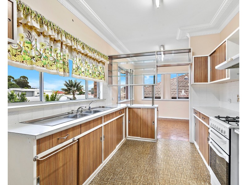 10 Kimbeth Crescent, Albion Park Rail NSW 2527