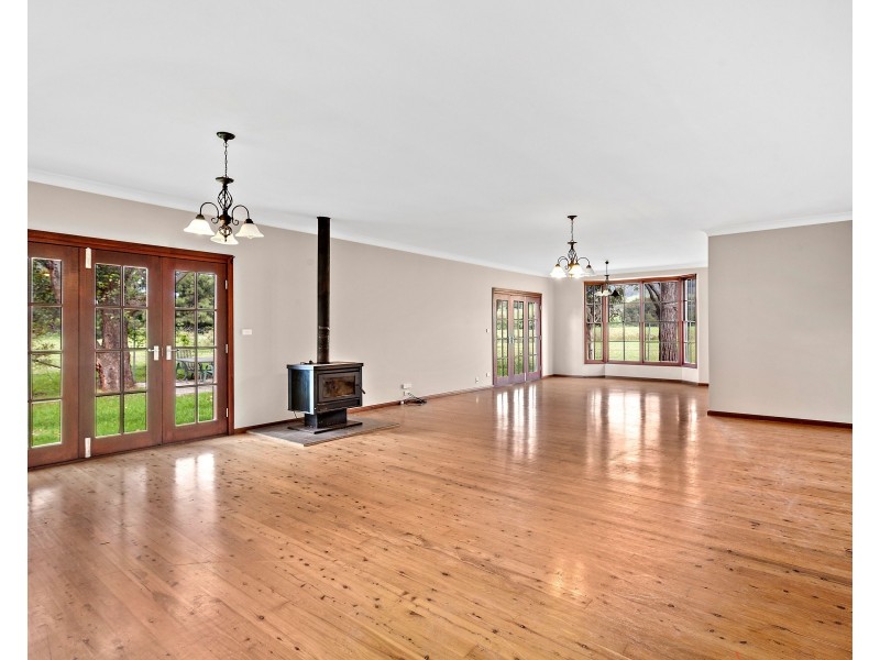 2463 Illawarra Highway, Albion Park NSW 2527
