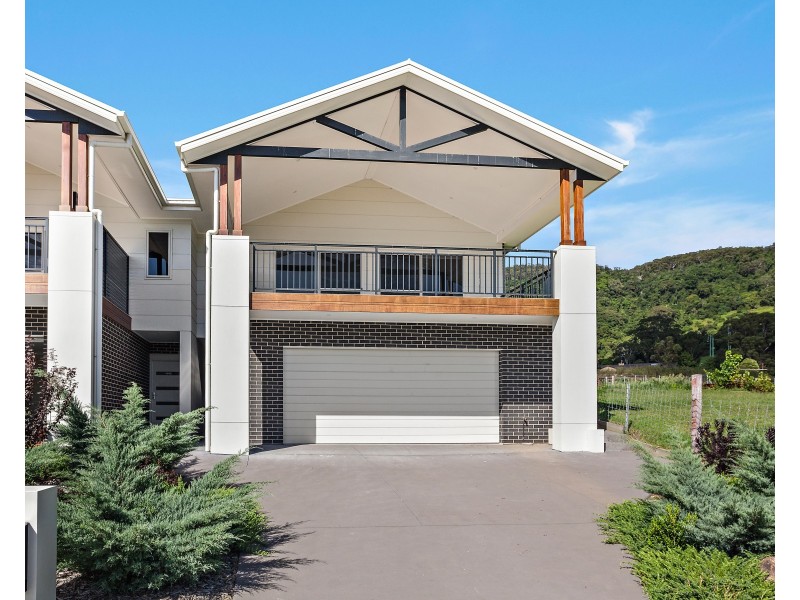 231 Ashburton Drive, Albion Park NSW 2527