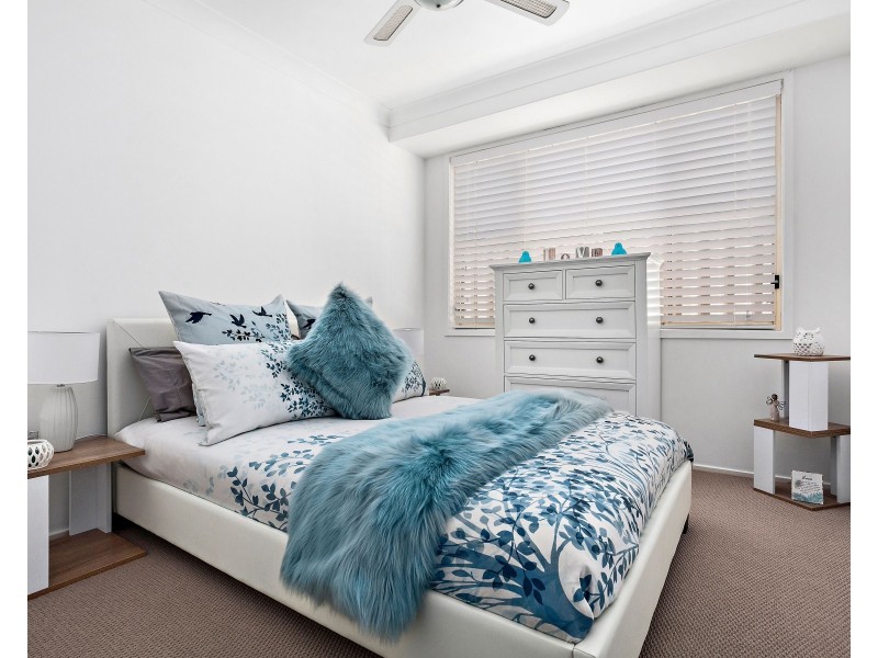 8 Ord Place, Albion Park NSW 2527